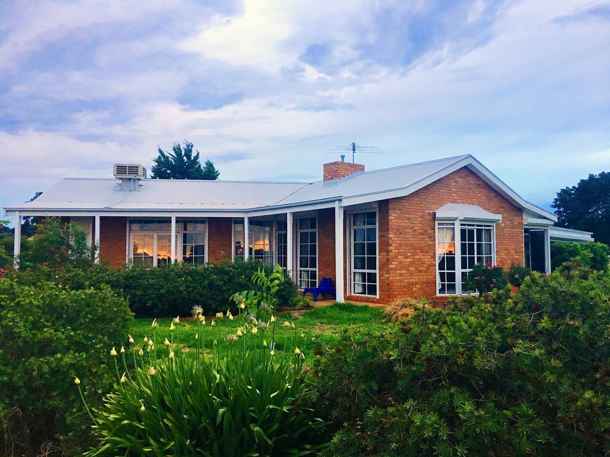 Melbourne Garden Bed And Breakfast Melton South Екстер'єр фото